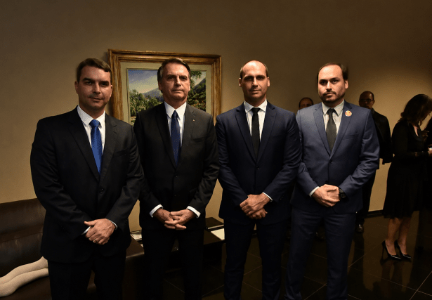 Brasil, los Bolsonaro, Argentina y CFK: la Justicia juega en las&nbsp;urnas