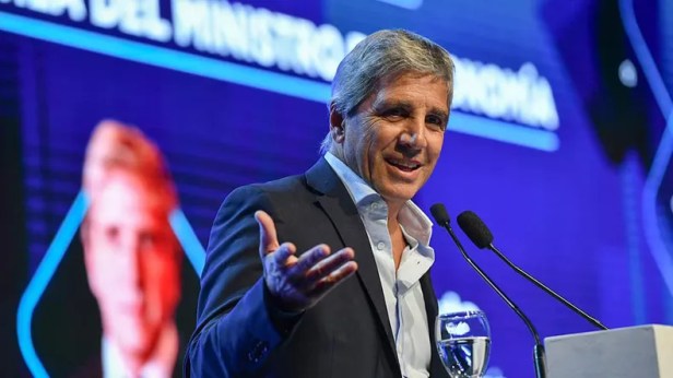 El silogismo de Toto Caputo: narrativa versus&nbsp;realidad