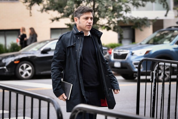 Kicillof, en el mismo barco (agujereado) que&nbsp;Milei