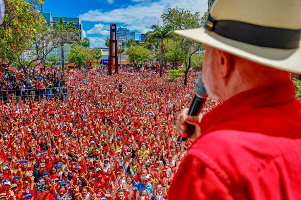 Vota Brasil: Lula da Silva y Bolsonaro pelean por un 5%&nbsp;enjabonado