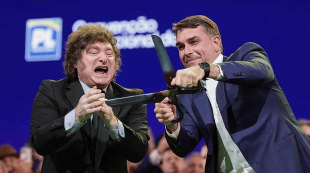 «El ajuste es el otro»: Flávio Bolsonaro y el viejo truco de la&nbsp;derecha